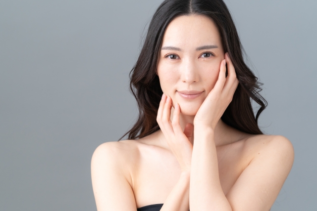 美容鍼とは？初めての方へ｜効果・痛み・頻度をわかりやすく解説のブログ画像　代々木上原駅徒歩3分　代々木上原鍼灸院